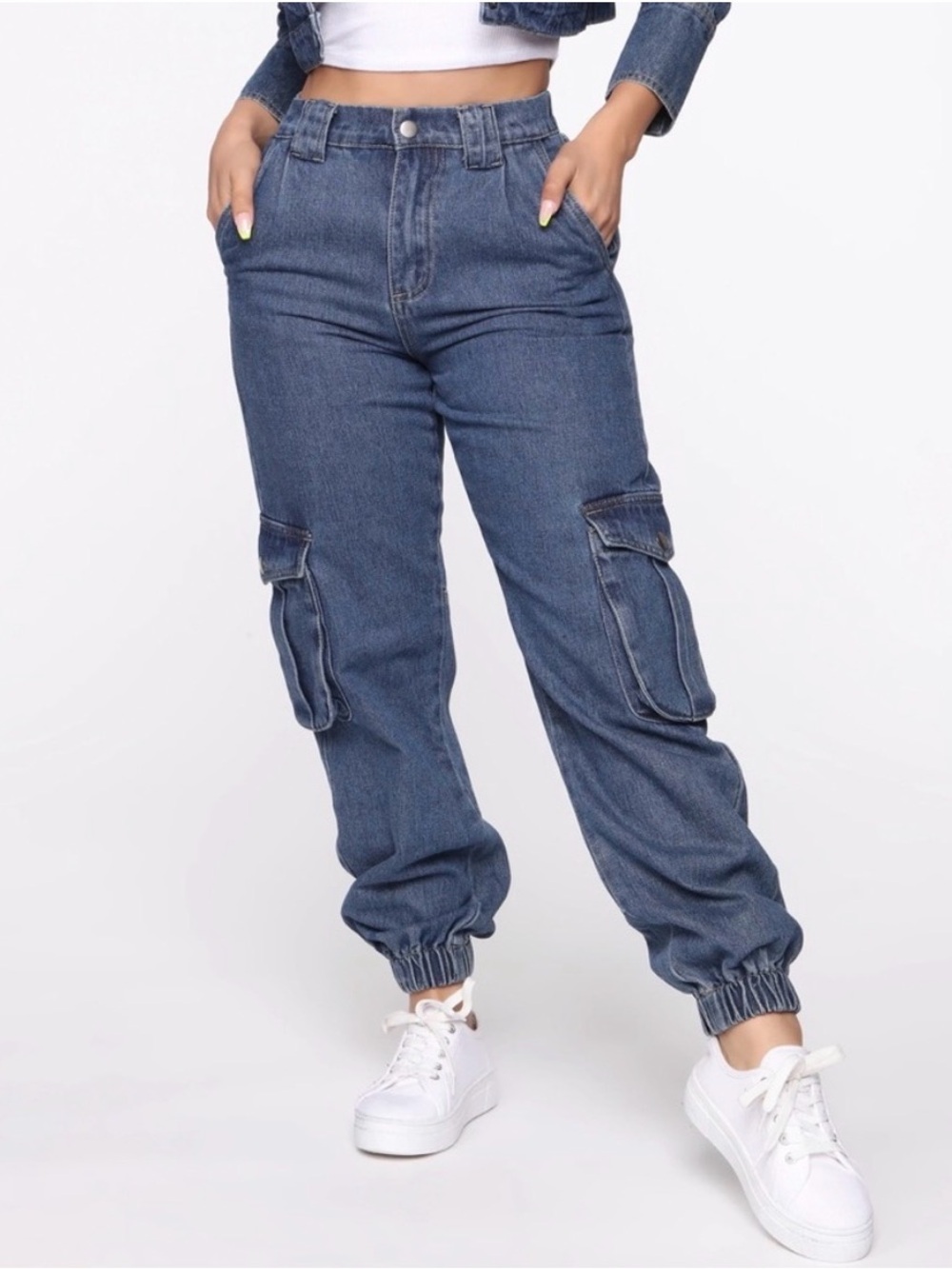 Fashion Nova Blue Relaxed Cargo Denim Jeans with Elastic Cuffs - Picture 6 of 9